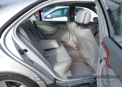 2004 Mercedes-Benz S 430 z USA, uszkodzony, nr VIN WDBNG70JX4A413836